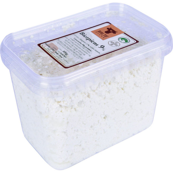 Biezpiens 9%, 850g  ( Baltu Piens)